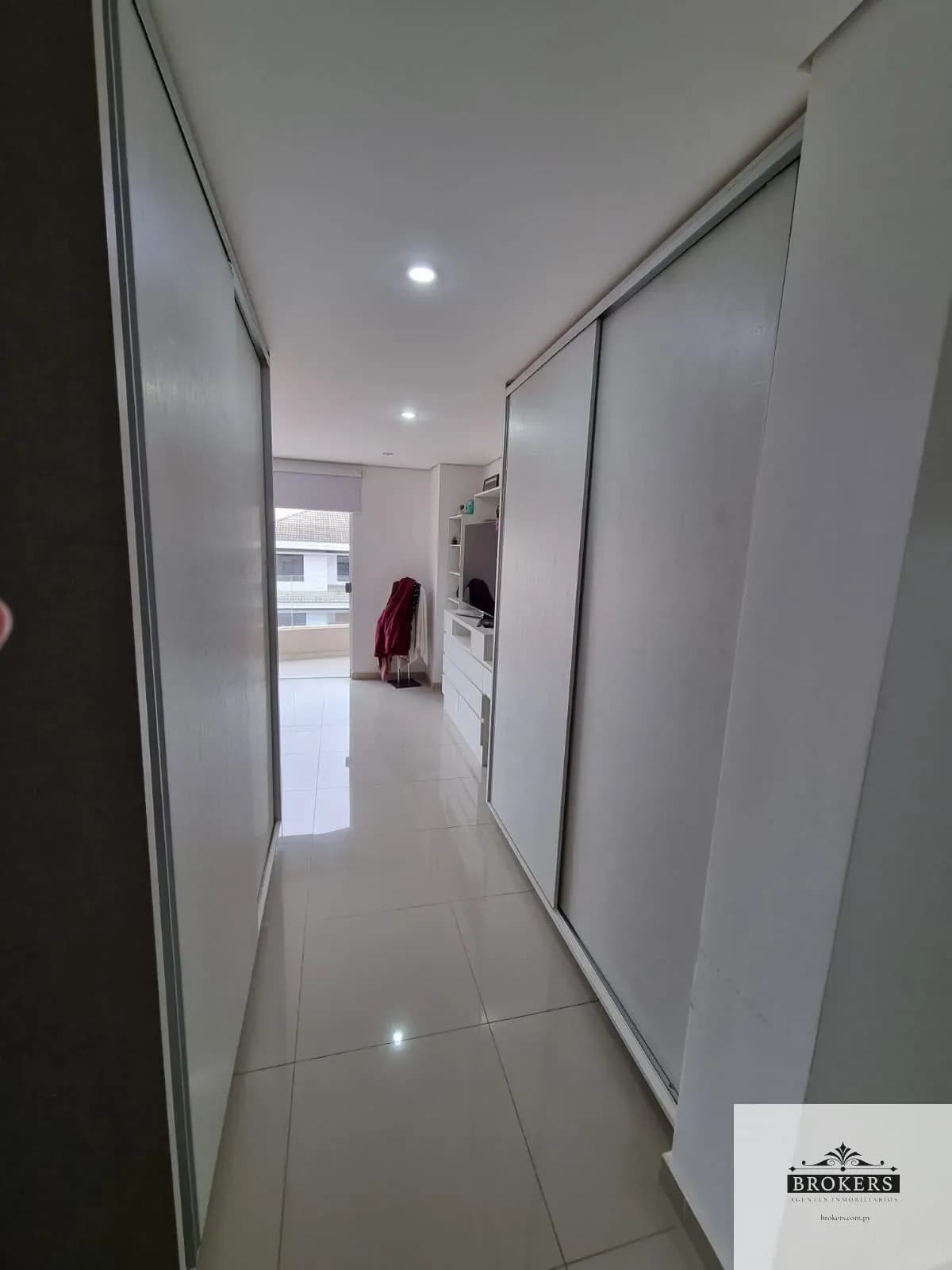Departamento de 2 dormitorios en Alquiler en Villa Aurelia, Asunción - Image 6