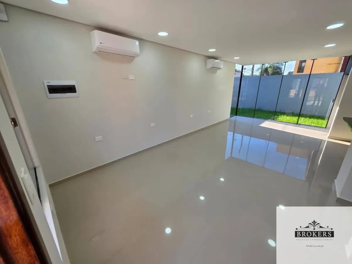 3-Bedroom House for Sale in Mbachió II, Lambaré - Image 13