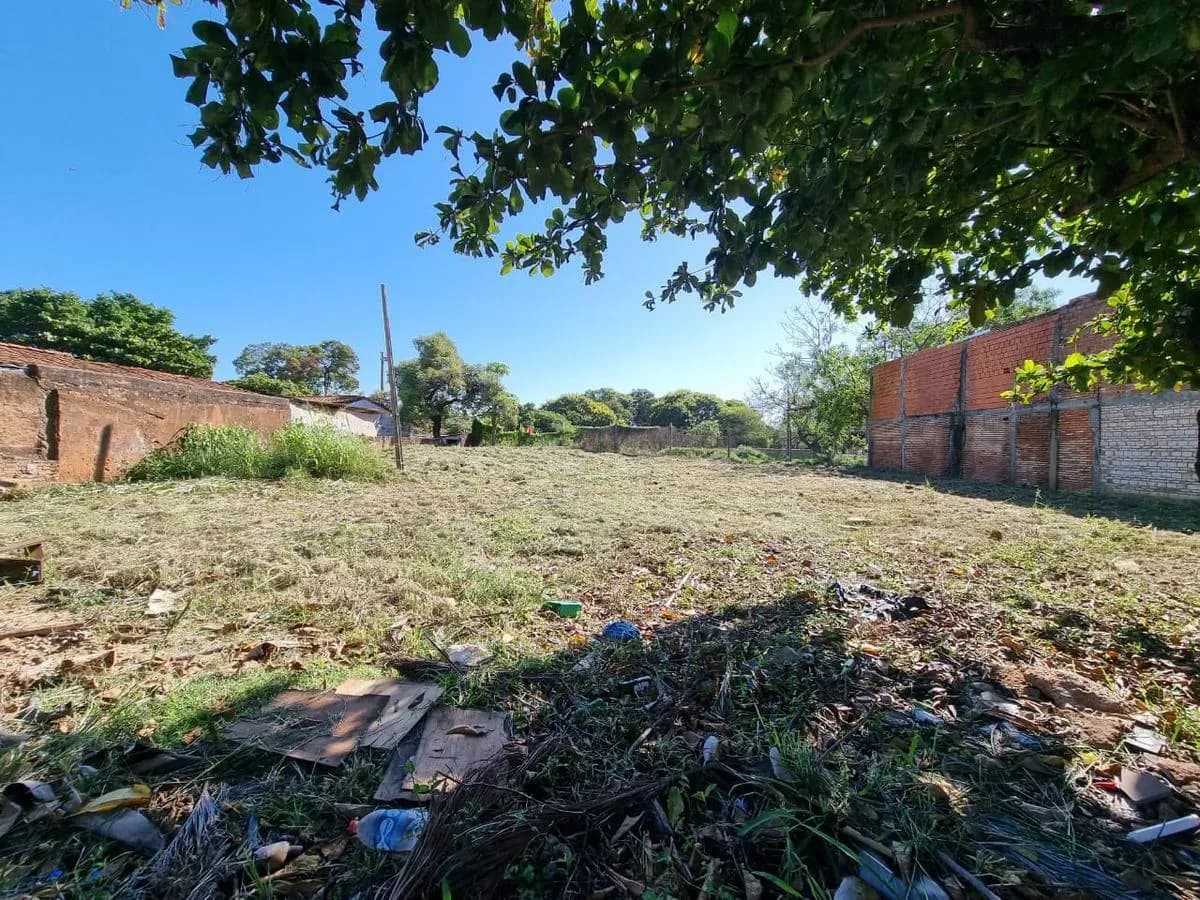 Terreno de 756m² para Aluguel em Ytay, Fernando de la Mora - Image 4
