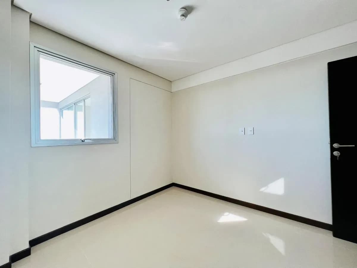 2-Bedroom Apartment for Sale in Mbocayaty, Asunción - Image 17