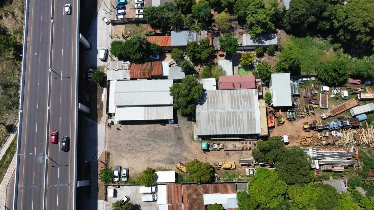 Terreno de 250m² à Venda em Assunção - Image 2