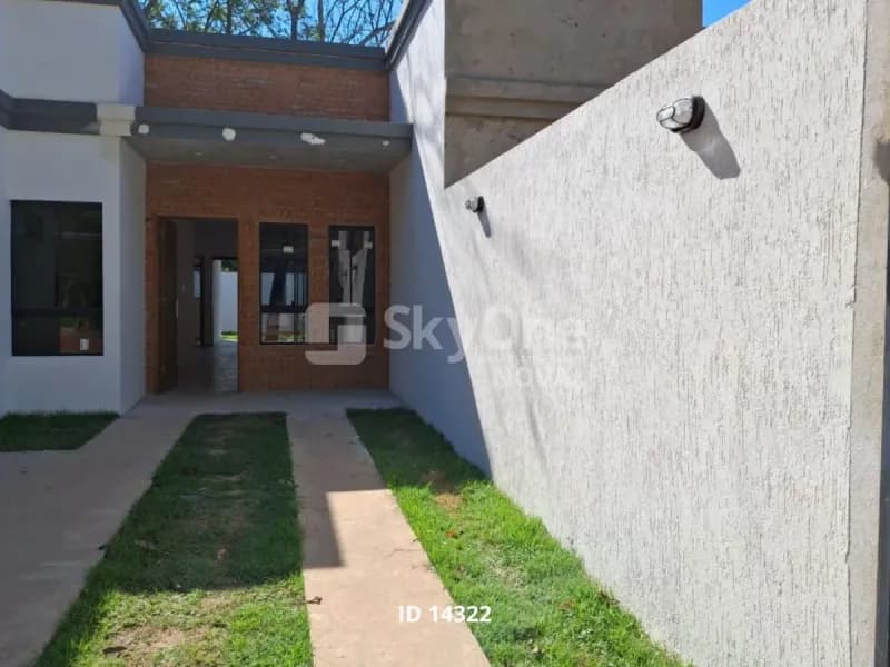 Casa de 4 quartos à venda em Maramburé, Luque - Image 2