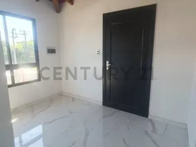 Casa de 3 dormitorios en Venta en Limpio - Image 4