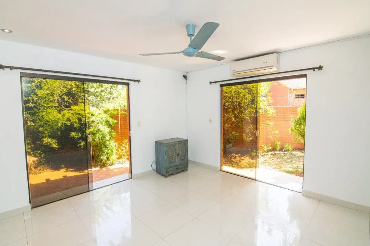 2-Bedroom House for Sale in Mcal. José Félix Estigarribia, Asunción - Image 18