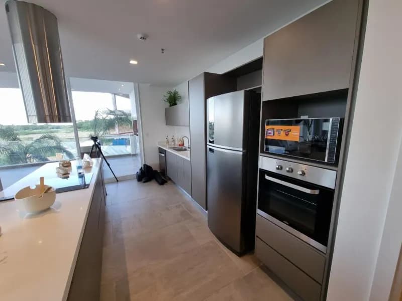 Apartamento de 3 quartos à Venda em Arza, Mariano Roque Alonso - Image 2