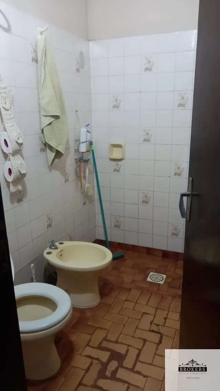 Casa de 3 dormitorios en Venta en Hipodrómo, Lambaré - Image 15
