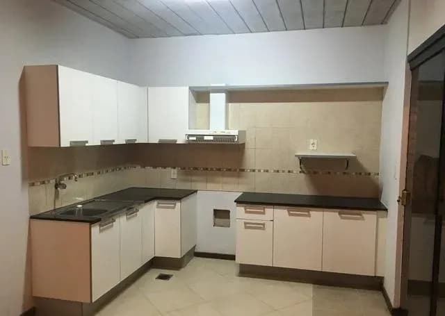 Casa de 3 quartos à Venda em Santa María, Fernando de la Mora - Image 5