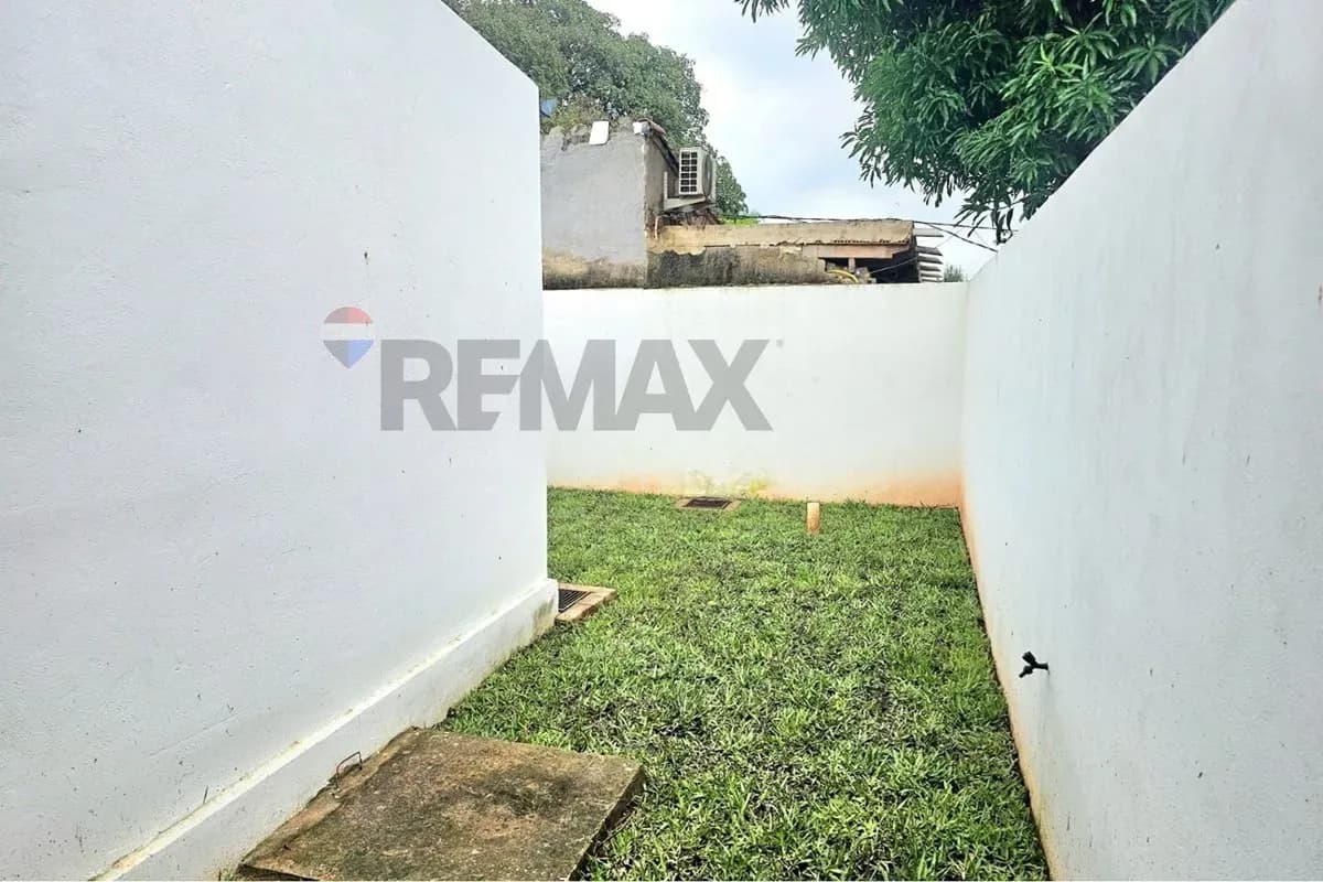 Apartamento de 2 dormitórios à Venda em Maka´i, Luque - Image 11