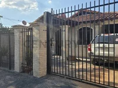 Casa de 1 dormitório à Venda em Villa Morra, Assunção - Image 3