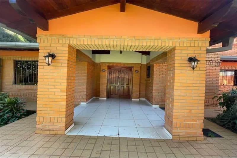 Casa de 5 quartos à Venda em San Antonio, Hernandarias - Image 3
