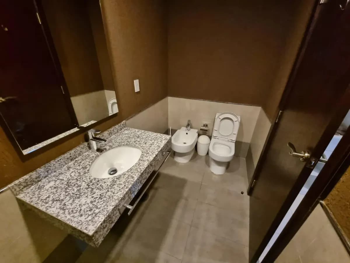 2-Bedroom Apartment for Rent in Mariscal Estigarribia, Asunción - Image 9