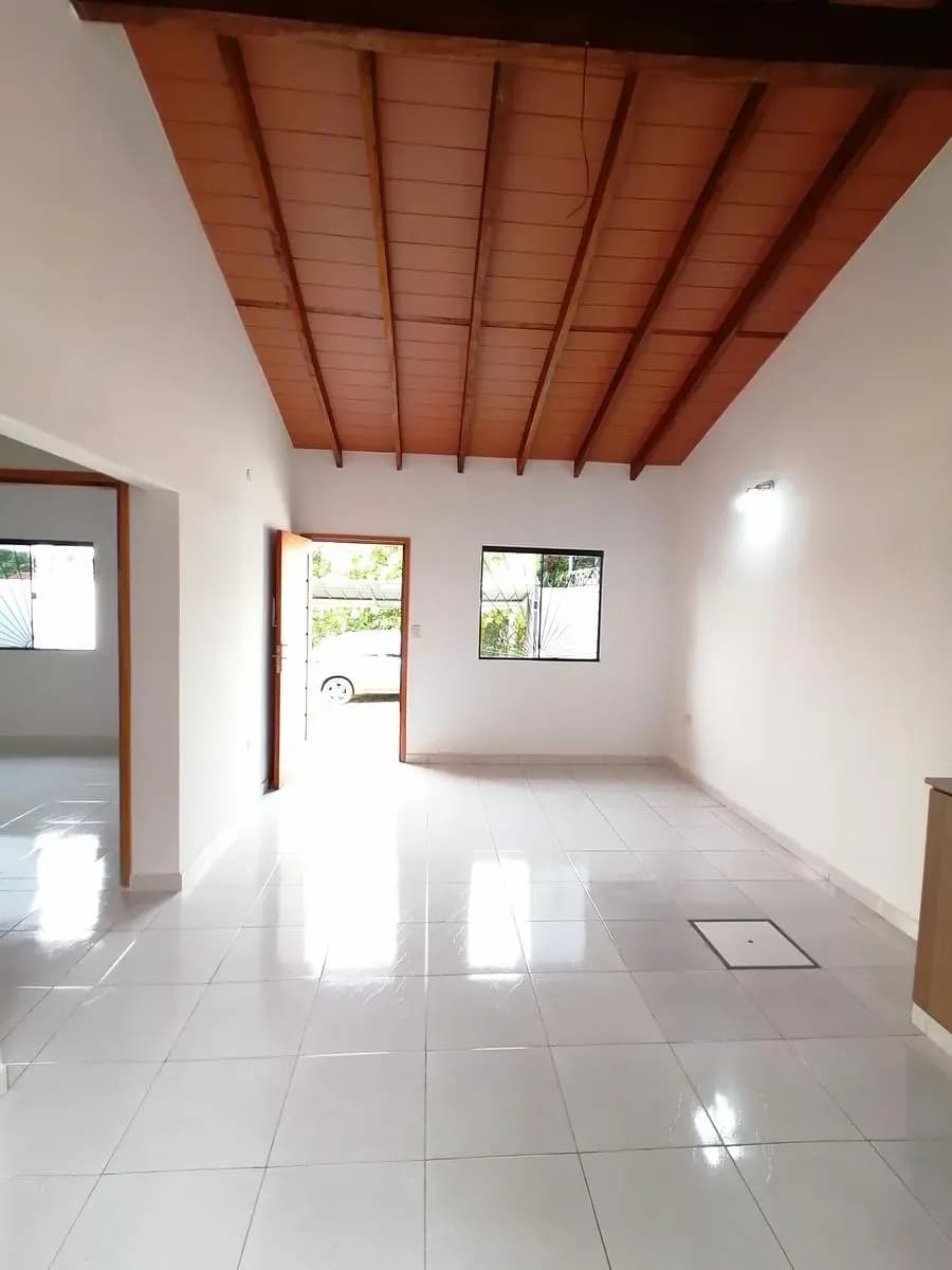 2-Bedroom House for Sale in Monseñor Bogarín, Mariano Roque Alonso