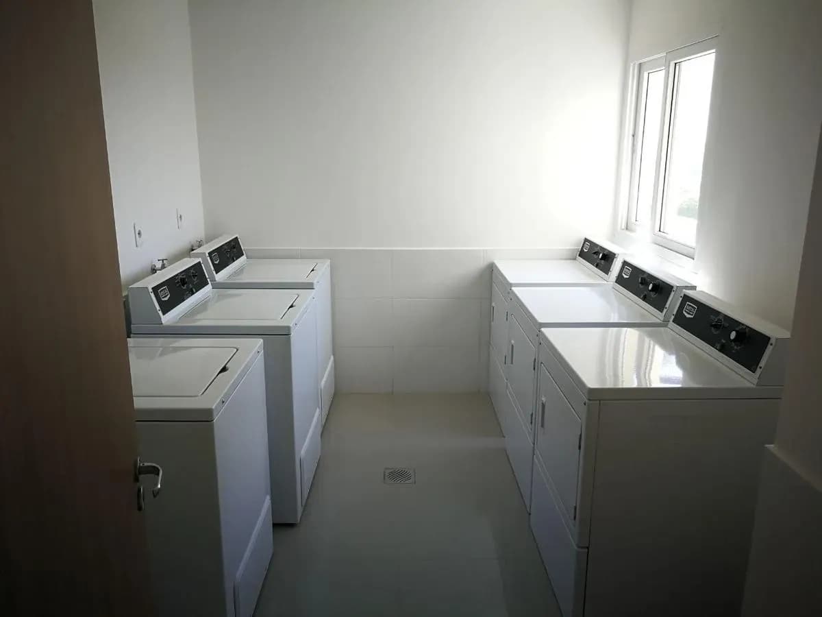 Apartamento de 1 dormitório à Venda em Madame Lynch, Assunção - Image 10