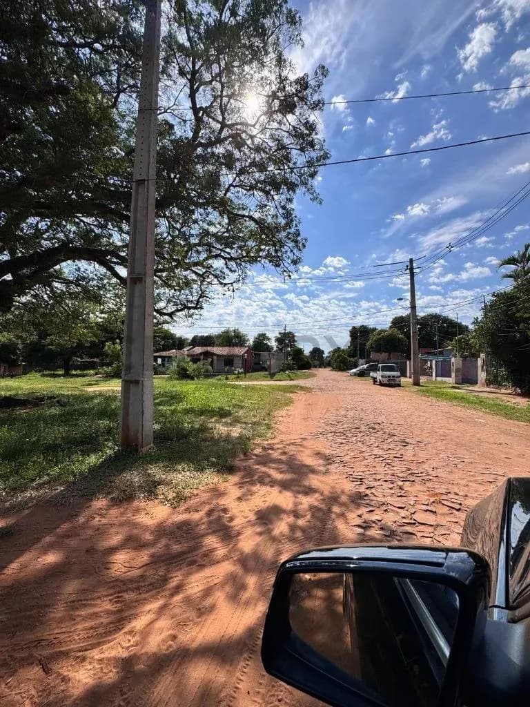 398.47m² Land for Sale in Tercer Barrio, Luque