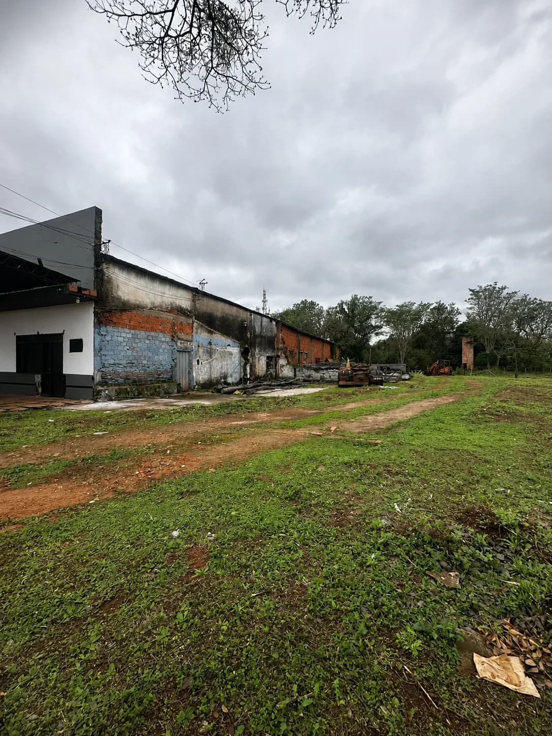 Local Comercial de 25,418m² en Venta en Coronel Oviedo - Image 5