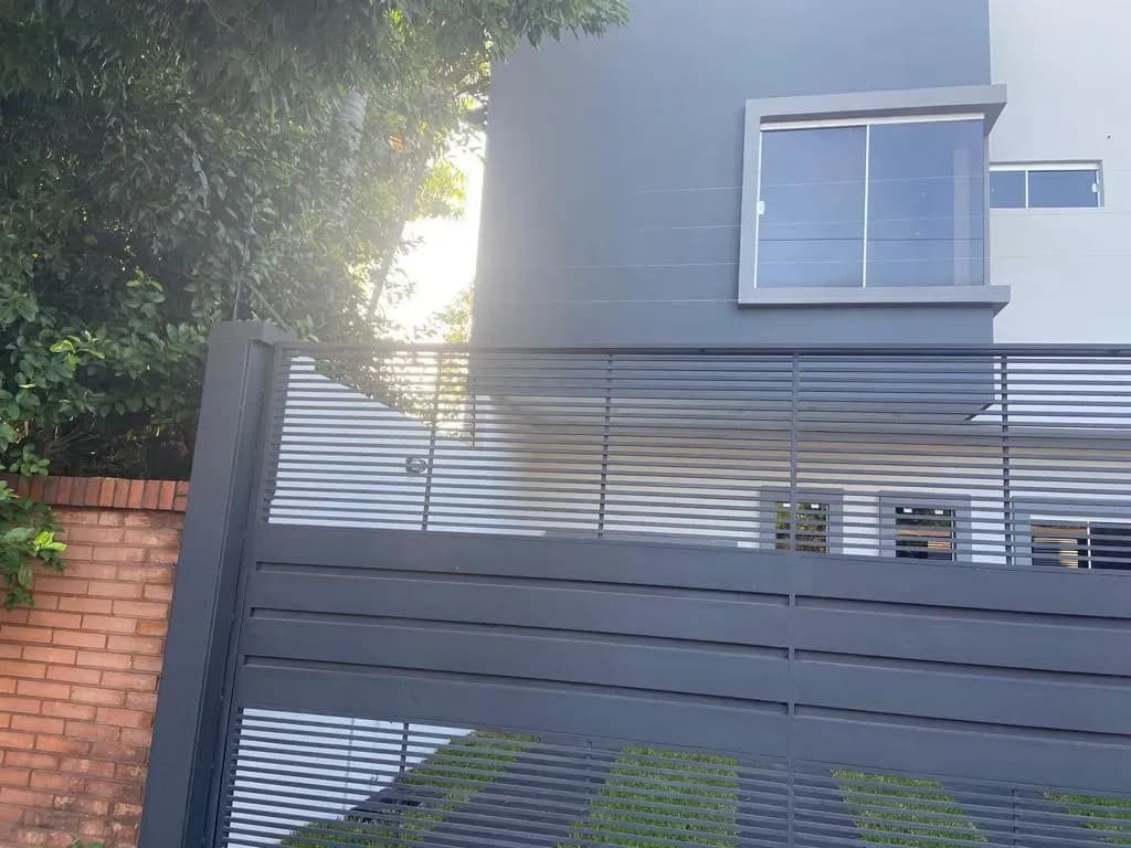 Casa de 3 dormitorios en Venta en Orilla del Campo Grande, Fernando de la Mora - Image 11