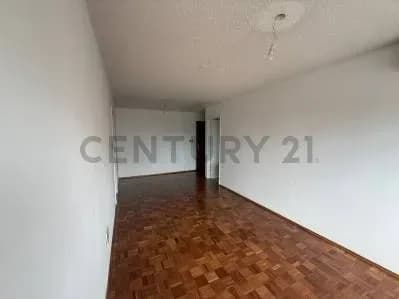 2-Bedroom Apartment for Rent in La Blanqueada, Montevideo - Image 3