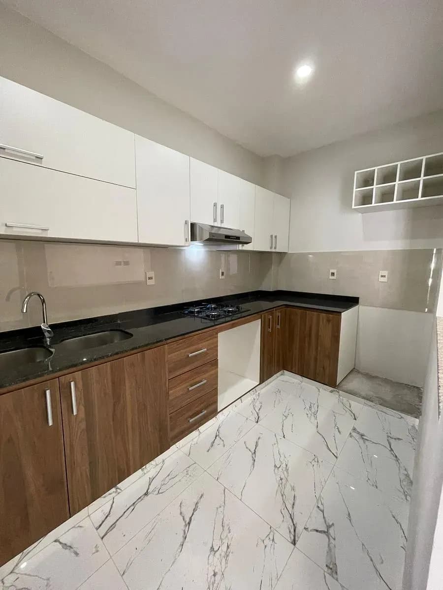 Casa de 3 quartos à Venda em Orilla del Campo Grande, Fernando de la Mora - Image 9