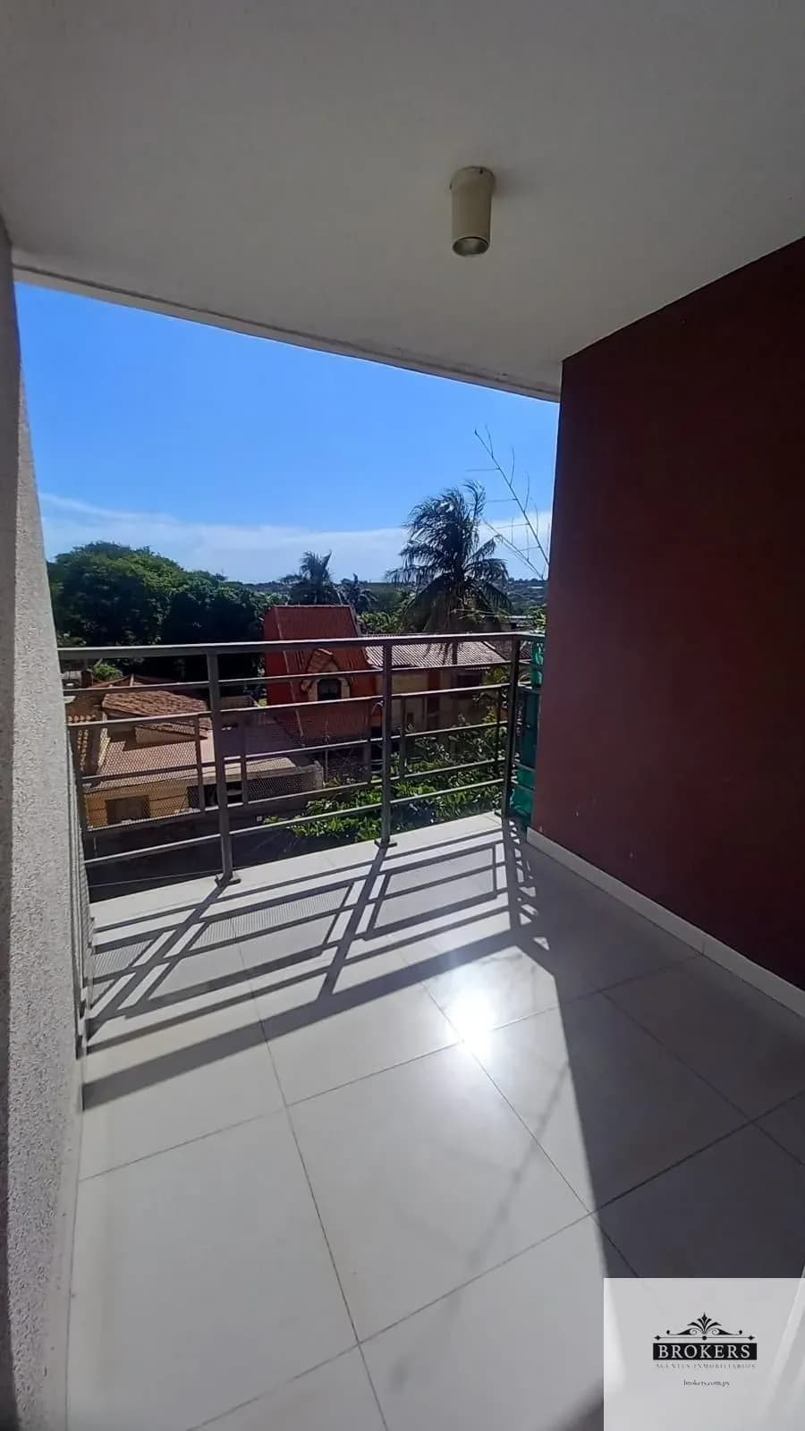 2-Bedroom Apartment for Rent in San Vicente, Asunción - Image 3