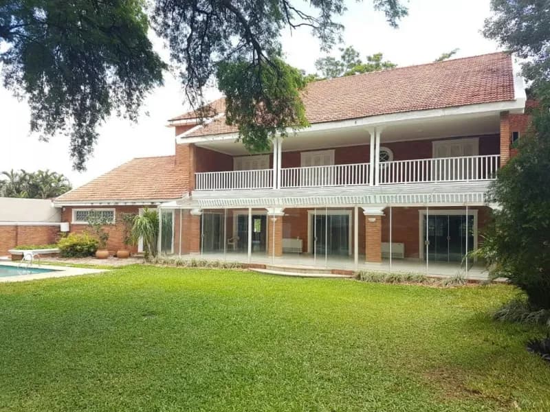 Casa de 5 dormitorios en Venta en Manorá, Asunción - Image 2