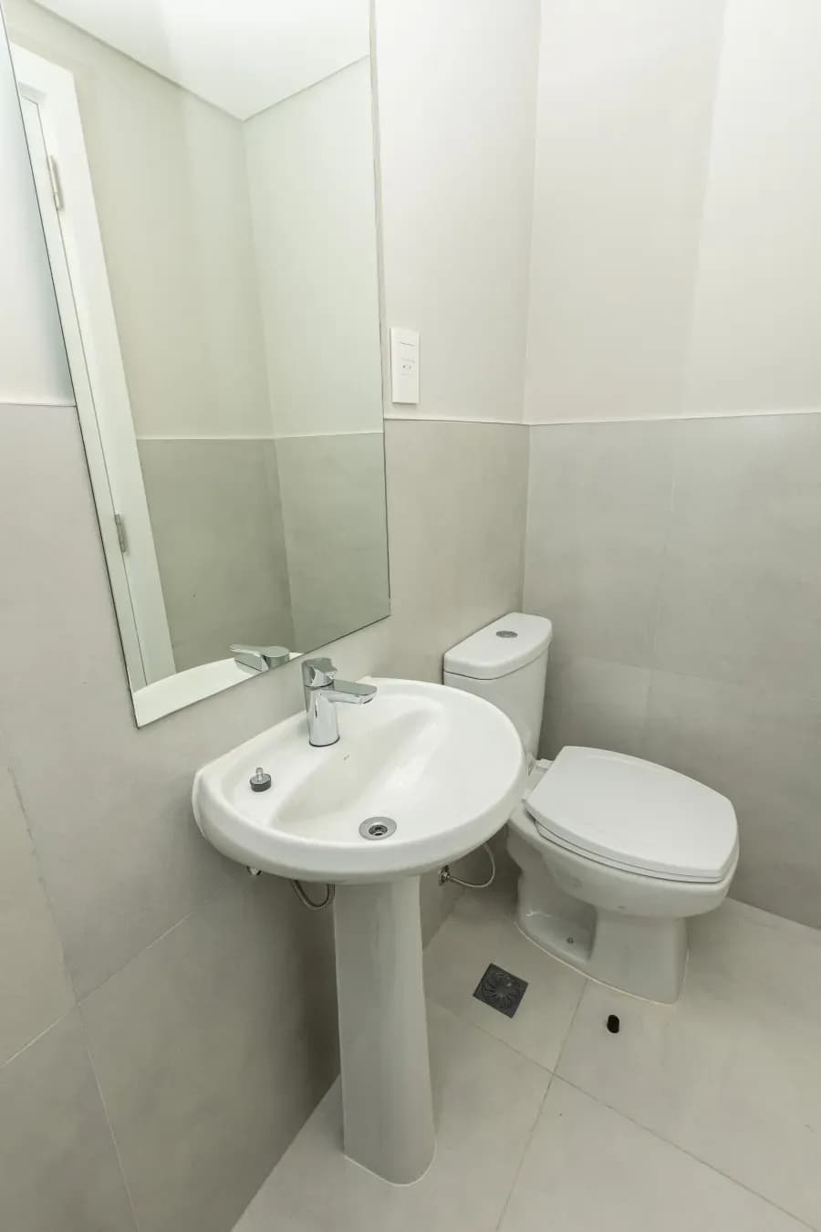 Departamento de 3 dormitorios en Venta en Loma Pyta - Image 15