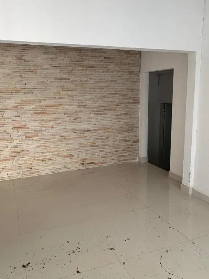Retail Space of 600m² for Sale in Mariscal Lopez, Asunción - Image 10