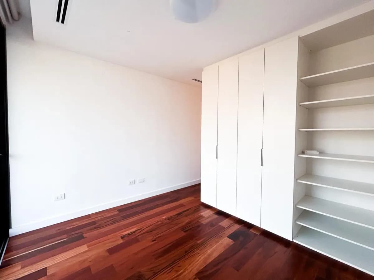 Departamento de 3 dormitorios en Venta en San Jorge, Asunción - Image 20