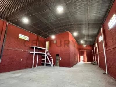 Warehouse of 420m² for Sale in Santisima Trinidad, Asunción - Image 4
