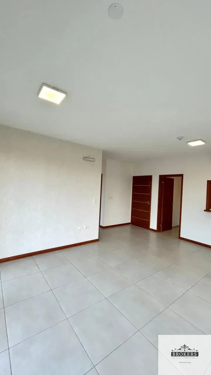 Apartamento de 2 quartos à venda em Madame Lynch, Assunção - Image 5