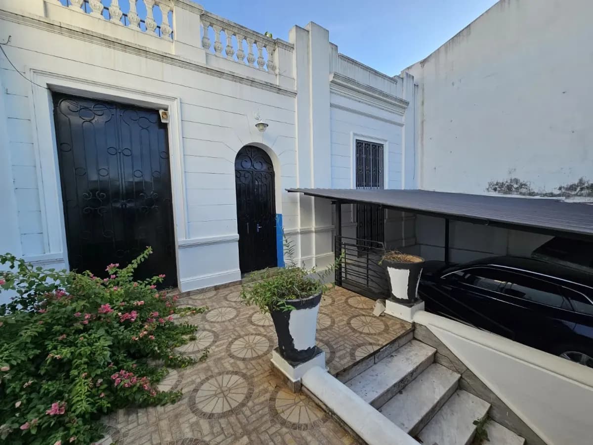 Escritório de 413m² à Venda em Doctor Francia, Lambaré - Image 6