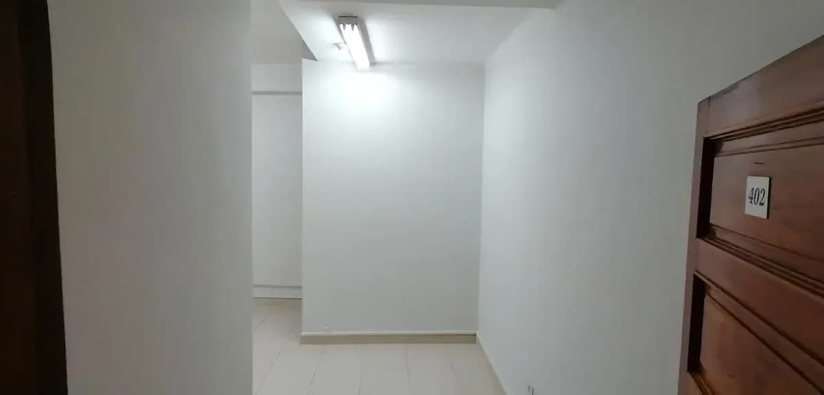 Office of 25.6m² for Rent in La Encarnación, Lambaré - Image 3