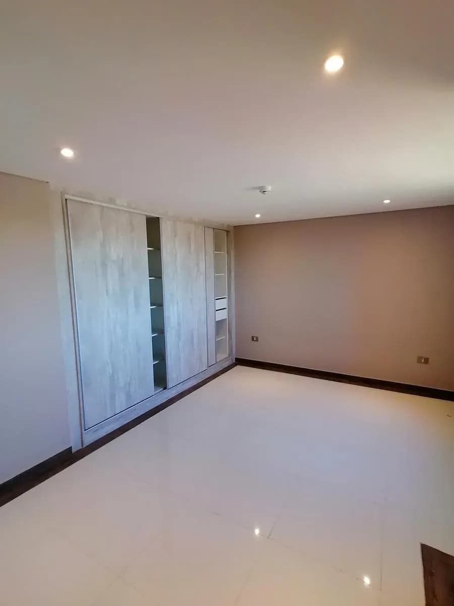 Departamento de 3 dormitorios en Venta en Laguna Satí, Fernando de la Mora - Image 18