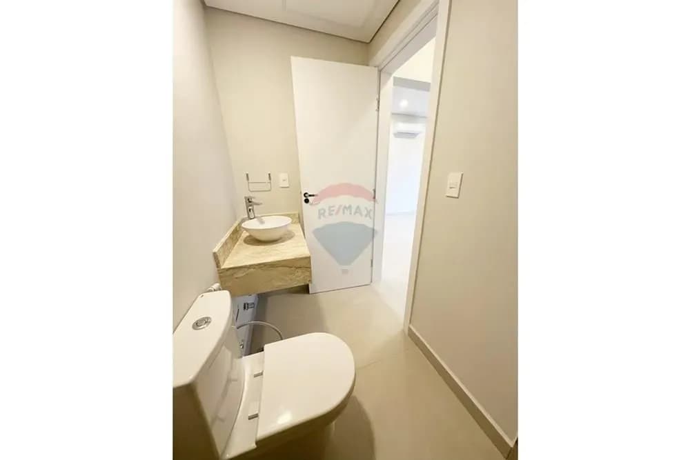 1-Bedroom Apartment for Sale in Villa Ofelia, San Lorenzo - Image 9