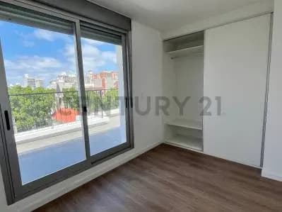 Departamento de 2 dormitorios en Venta en Centro, Montevideo - Image 4