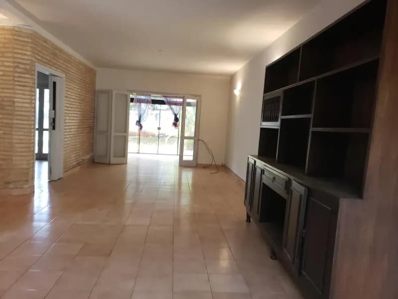 4-Bedroom House for Sale in Centro, Fernando de la Mora - Image 3