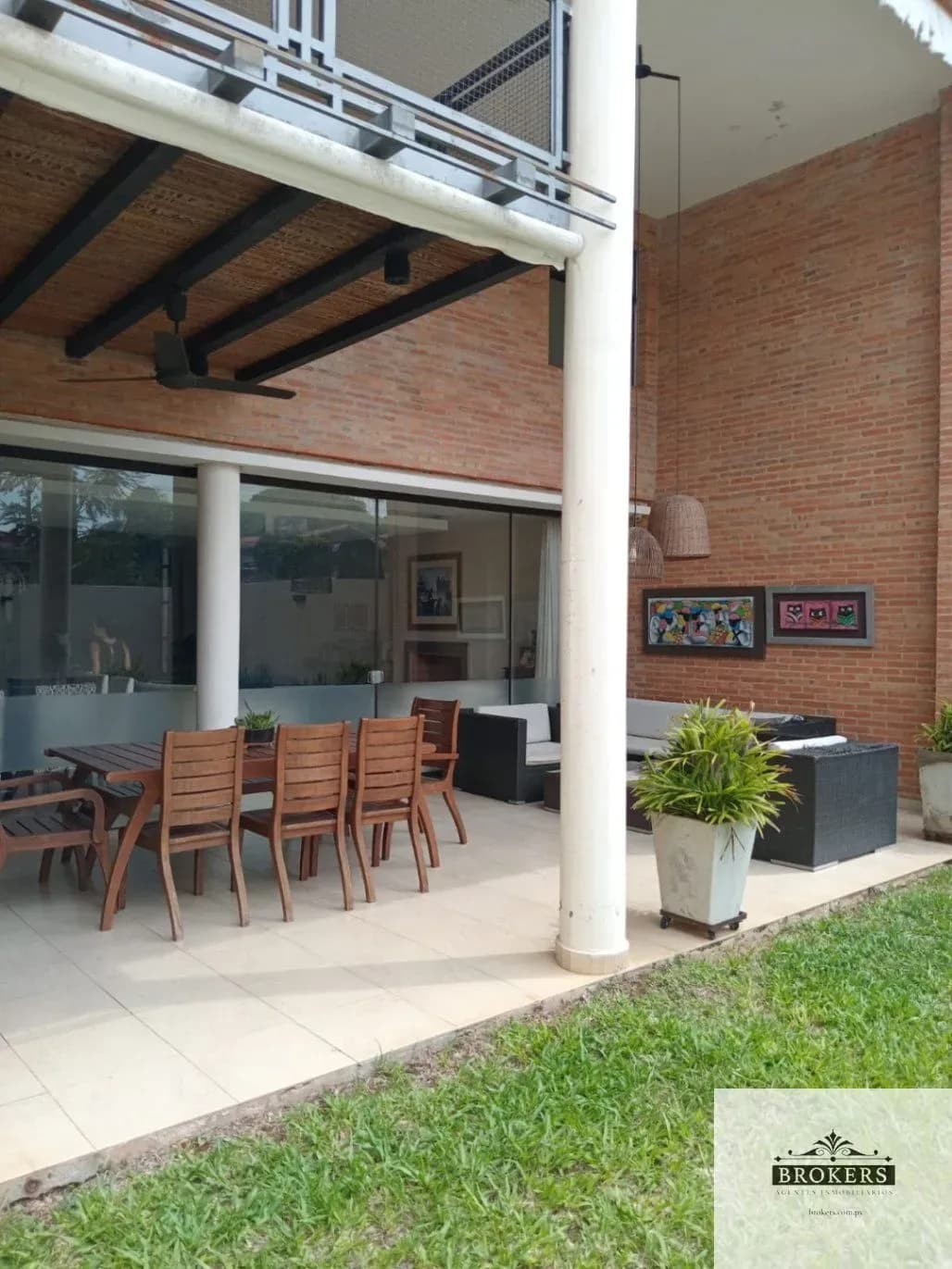 Casa de 3 dormitorios en Alquiler en Mburucuyá, Asunción