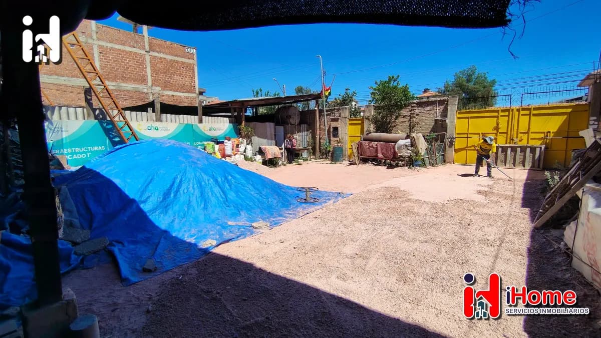 Ideal Lote de Terreno en Venta, Amplio con Construcción en Zona Sarcobamba - Image 6