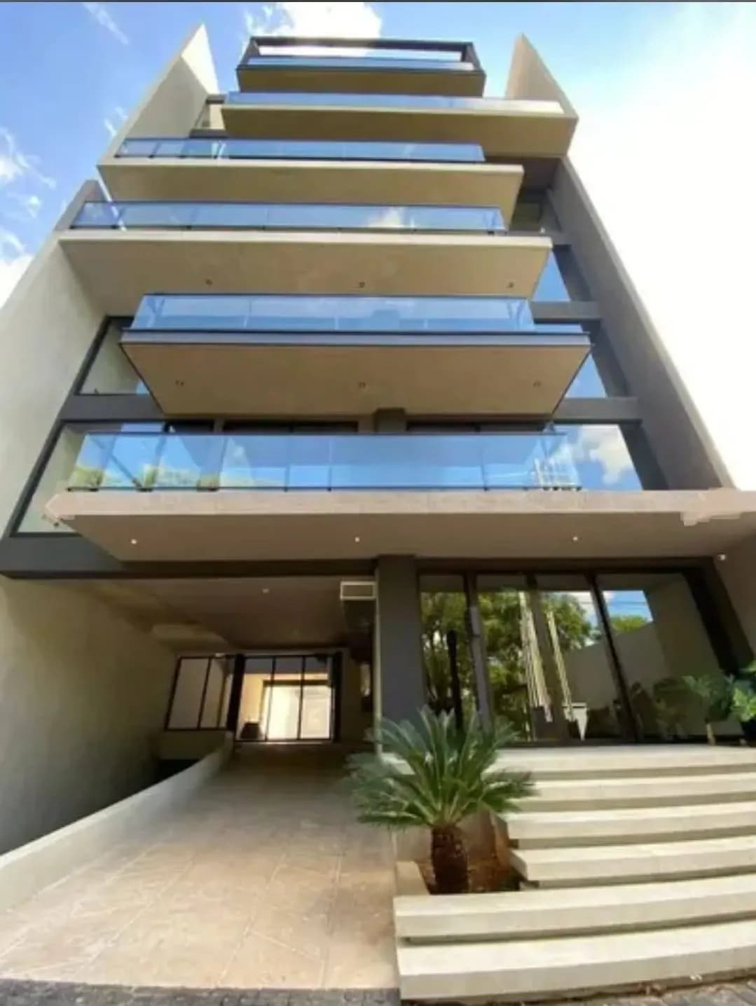 Departamento de 2 dormitorios en Alquiler en Gral. Bernardino Caballero, Asunción - Image 2