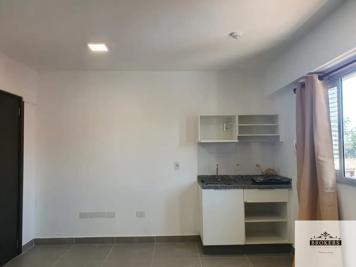 1 Bedroom Apartment for Rent in San Blas, Mariano Roque Alonso - Image 11