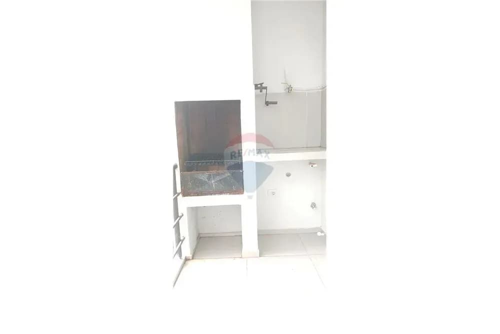 2-Bedroom Apartment for Sale in San Jorge, Mariano Roque Alonso - Image 13