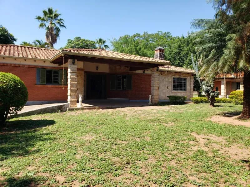 278m² Land for Sale in Areguá - Image 2