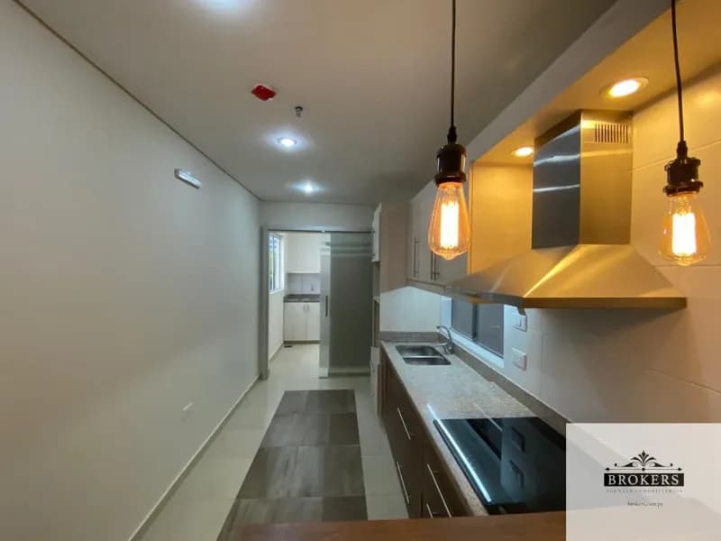 2-Bedroom Apartment for Sale in Gral. Bernardino Caballero, Lambaré - Image 3