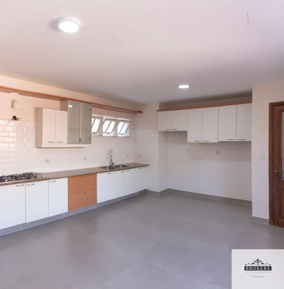 6-Bedroom House for Rent in Mariscal López, Lambaré - Image 15