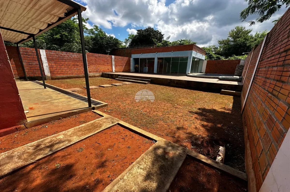 1-Bedroom House for Sale in Nanawa - Image 2