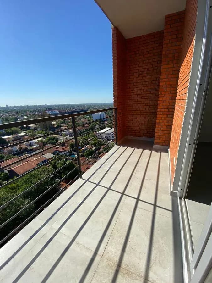 Apartamento de 2 quartos à Venda em Lambaré - Image 2