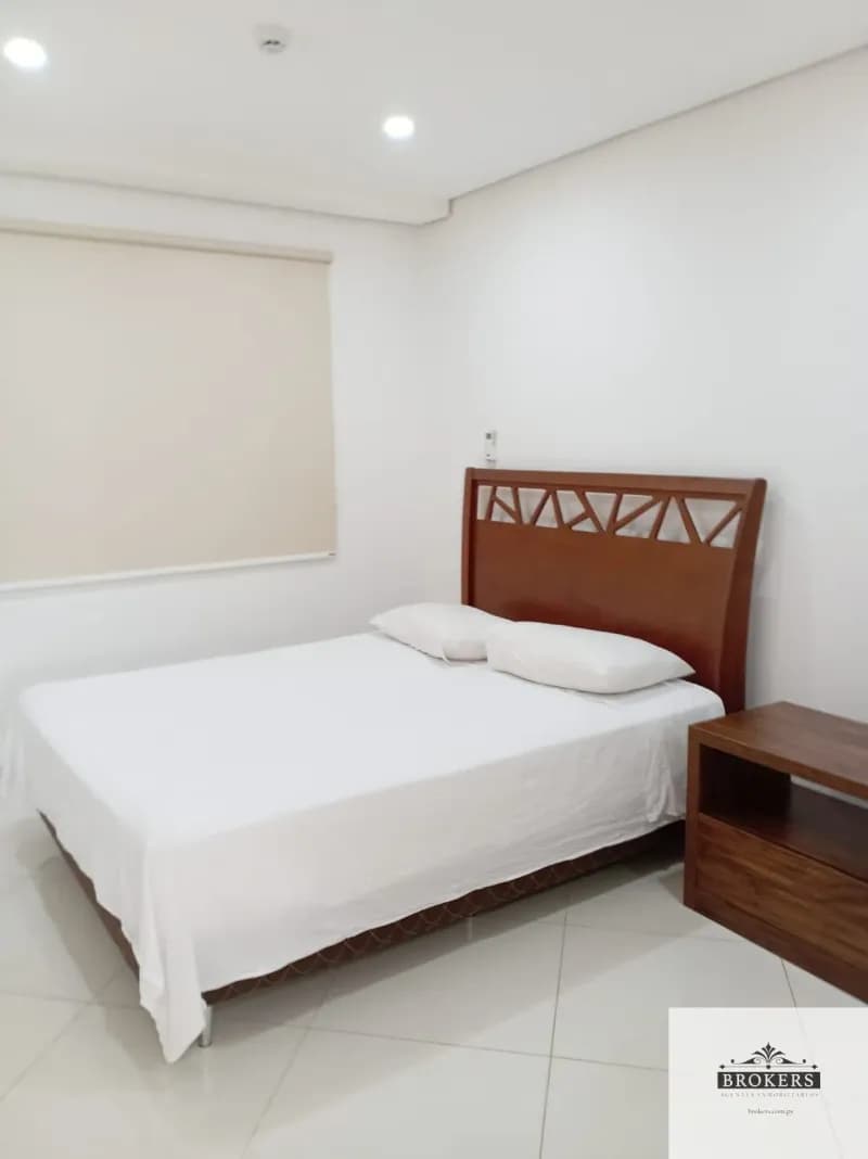 Departamento de 1 dormitorio en Alquiler en Villa Morra, Asunción - Image 2
