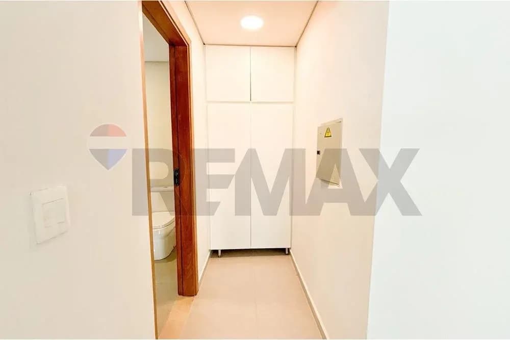 Casa de 3 dormitorios en Venta en Altos - Image 6