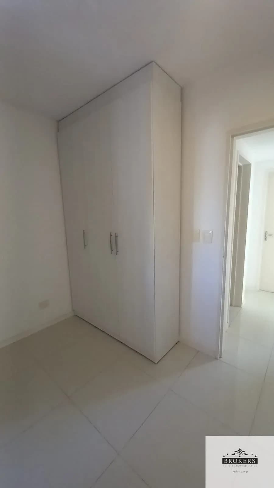 2-Bedroom Apartment for Rent in San Vicente, Asunción