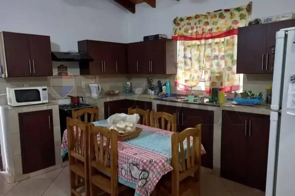 Casa de 2 dormitórios à Venda em Areguá - Image 10