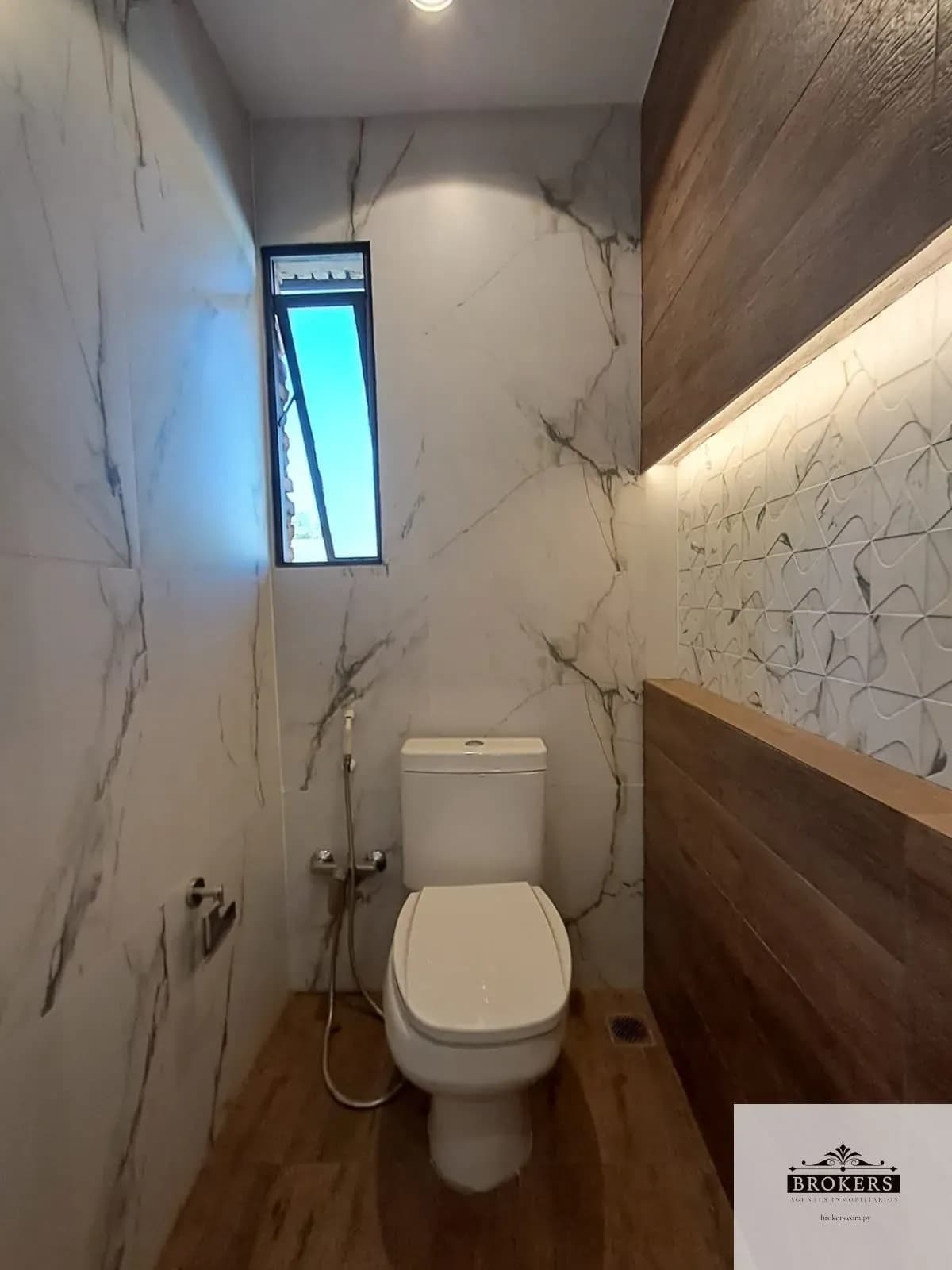 3-Bedroom House for Sale in Zárate Isla, Luque - Image 20